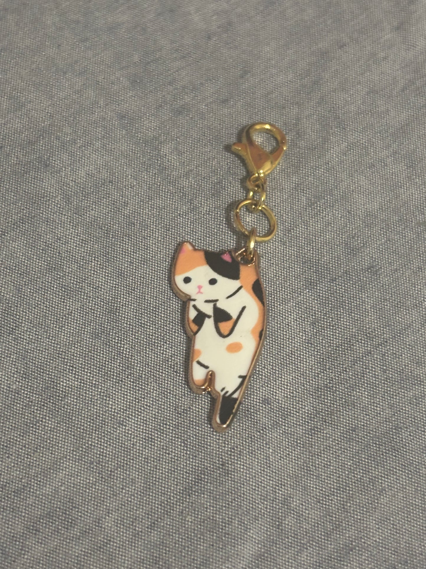 Tabby Cat Magnetic Needle Holder