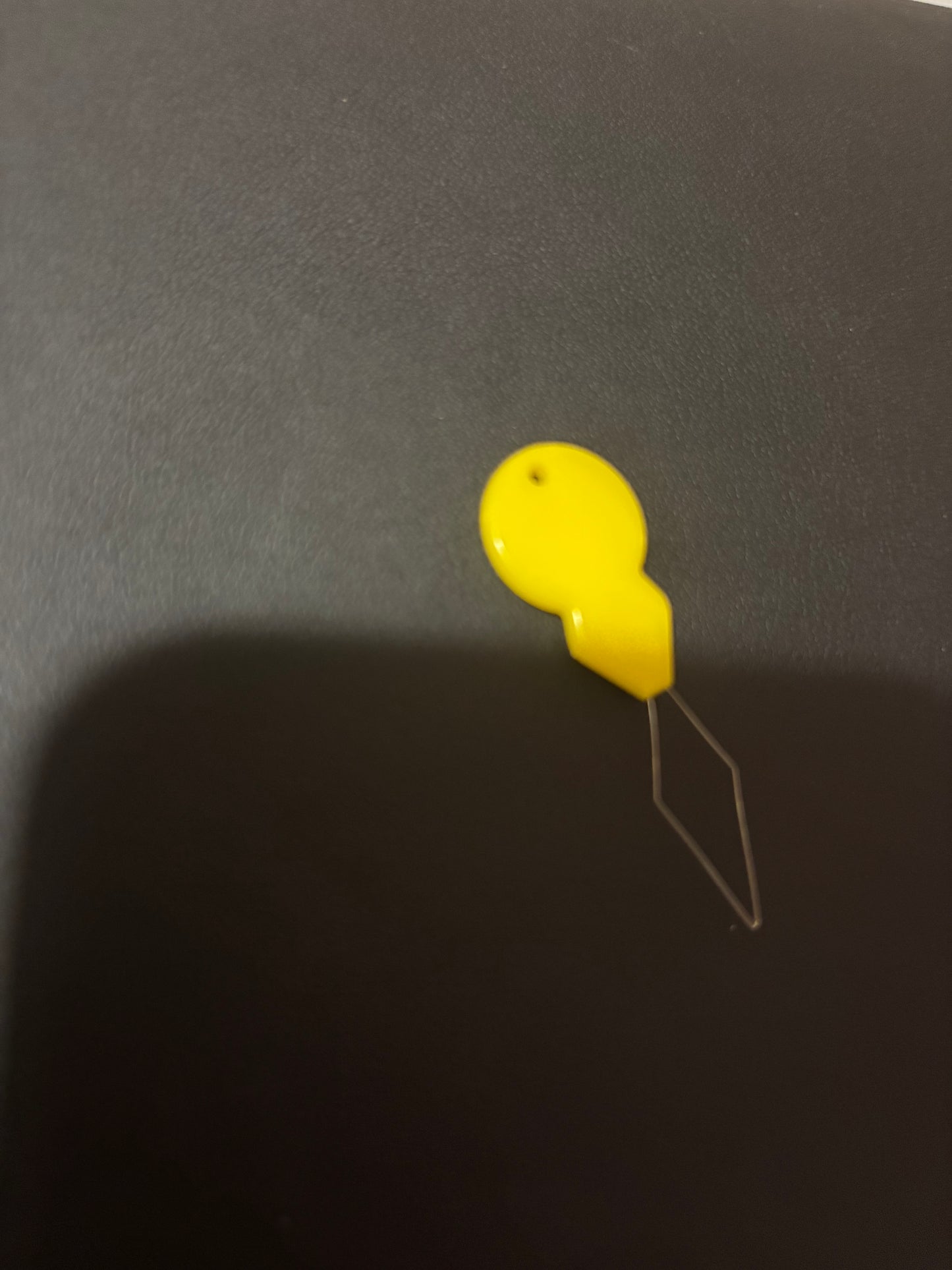 plastic needle threaders