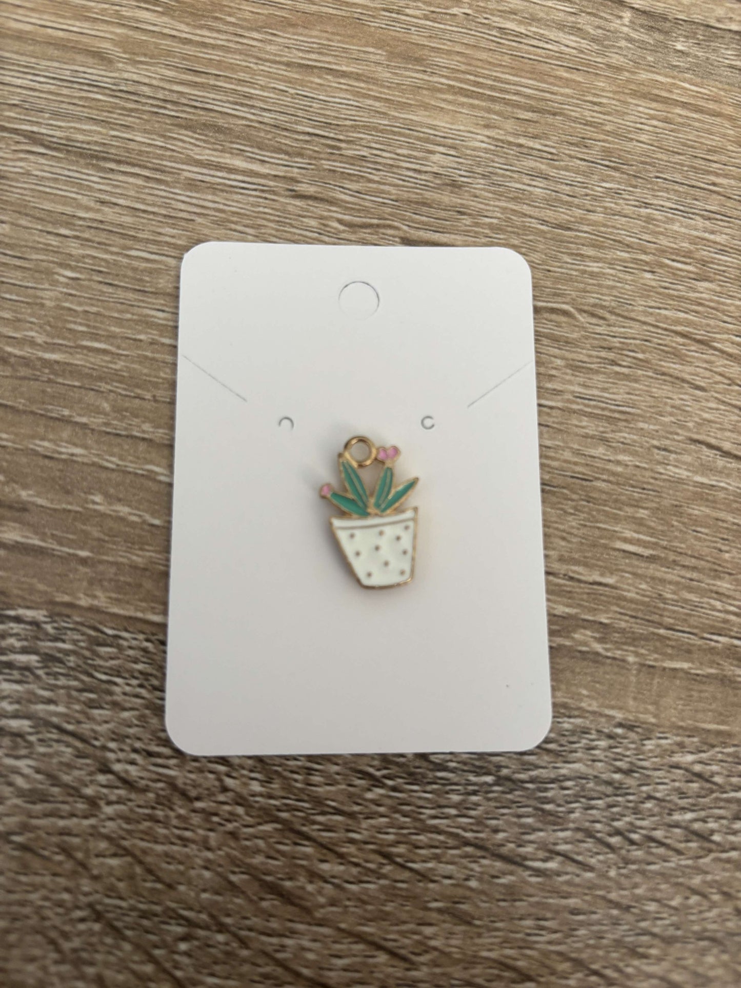 Cactus Magnetic Needle Holder - Threading Carefully