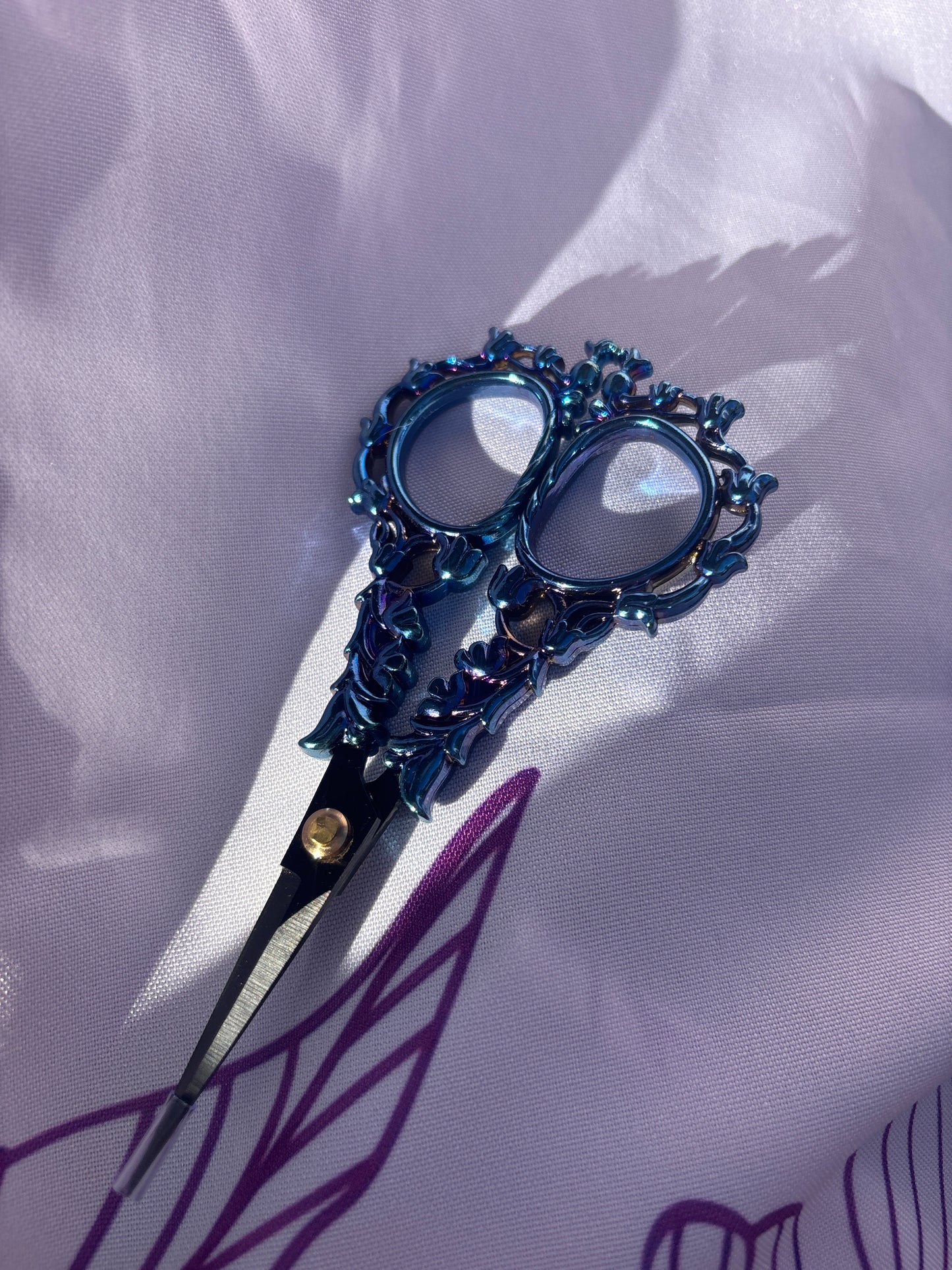 Vintage Look Sewing Scissors
