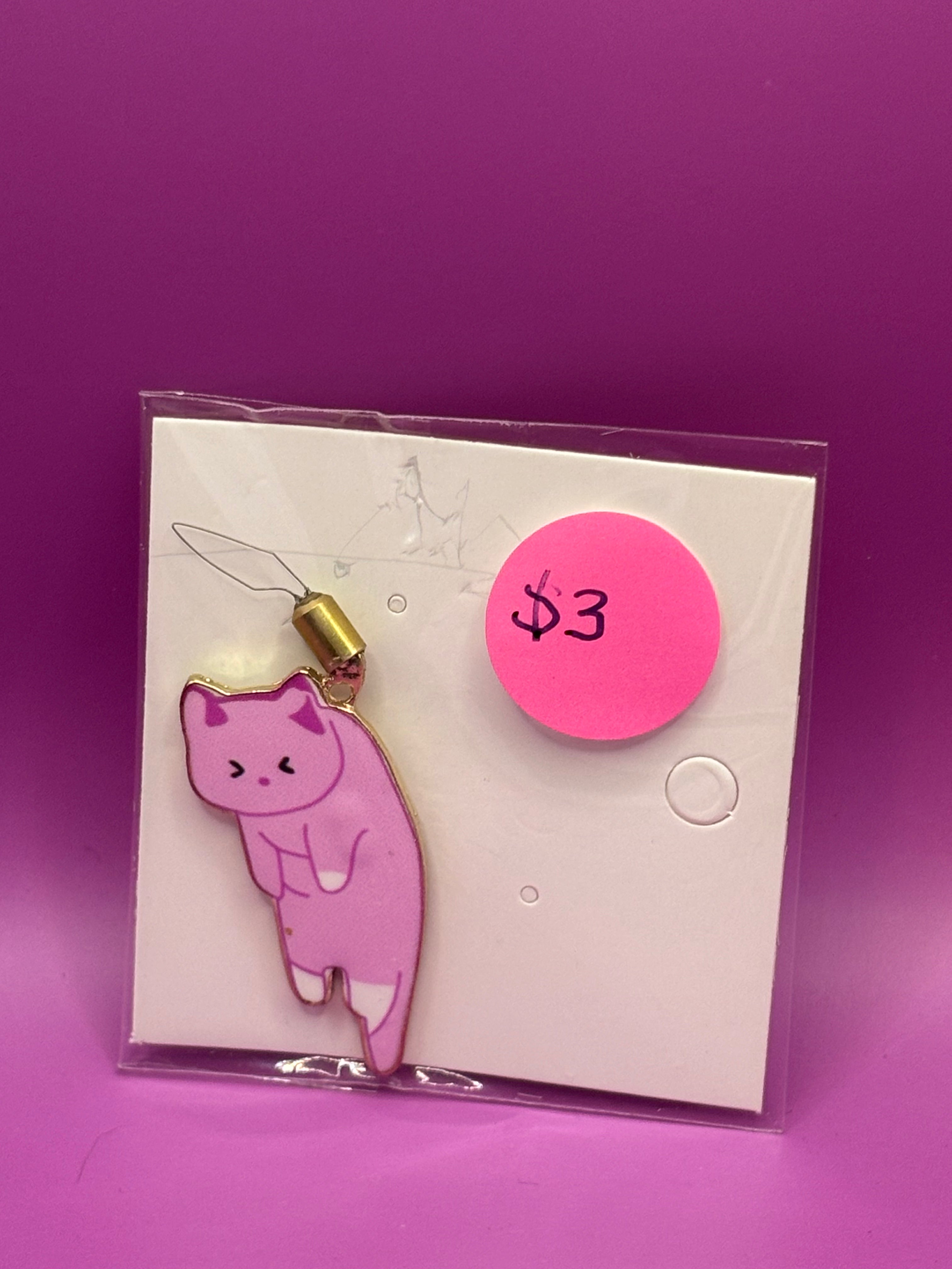 Cat Needle Threader β Threading Carefully