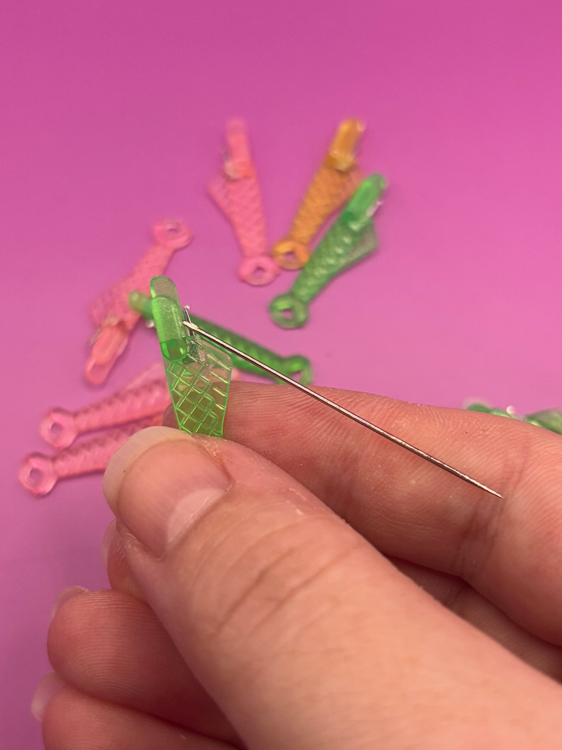 Fish Needle Threader - Easy Needle Threader Tool – Threading Carefully