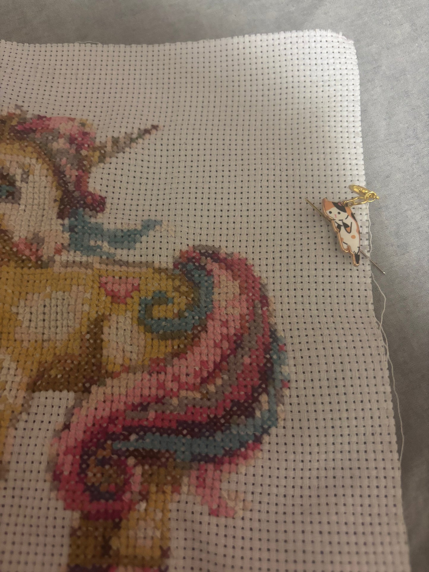 Tabby Cat Magnetic Needle Holder