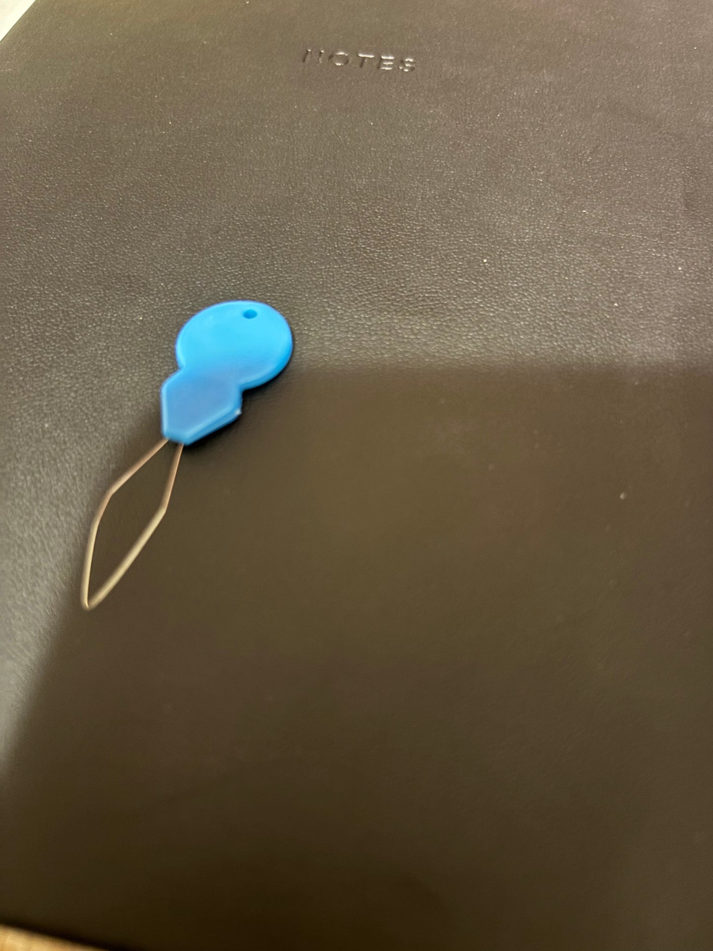 plastic needle threaders